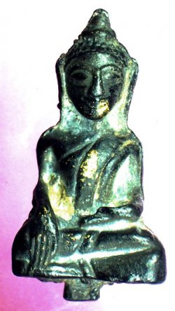 พระยอดธง กรุบ้านท่าเรือ นครศรีฯ ศิลปยุคอยุธยา