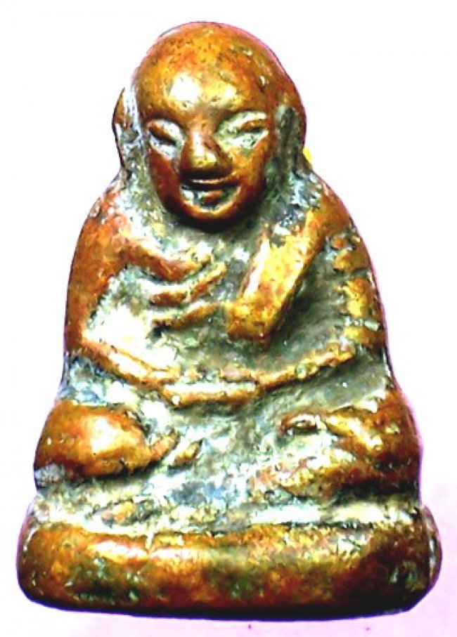 หลวงพ่อเงิน หน้านกฮูก หลวงพ่อเตียงสร้าง 2500